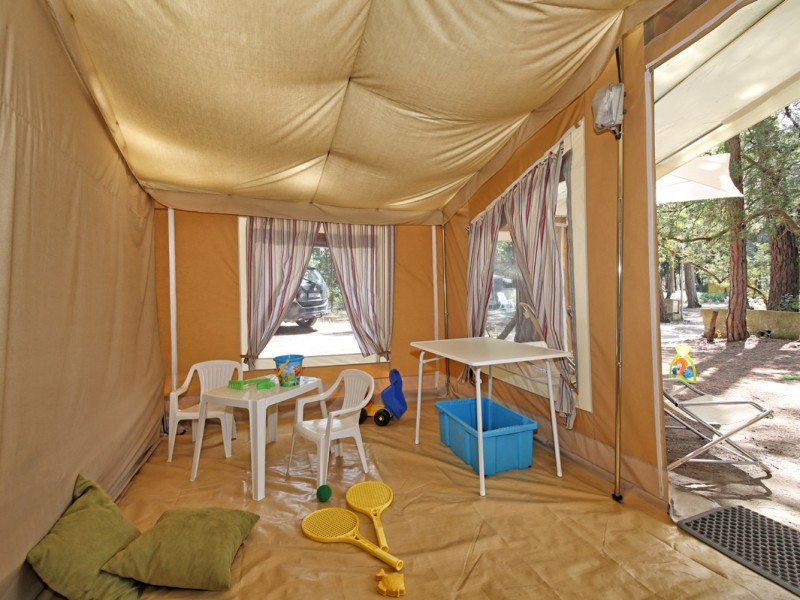 Accommodatie Glamptent voortent