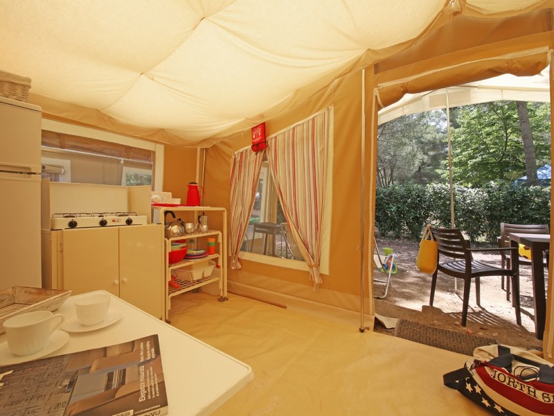 Accommodatie Glamptent inrichting